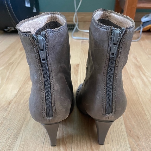 Sam Edelman Booties - Picture 2 of 5